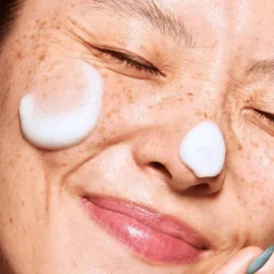 Best e.l.f. Holy Hydration! Clean Freak Daily Cleanser 162ML