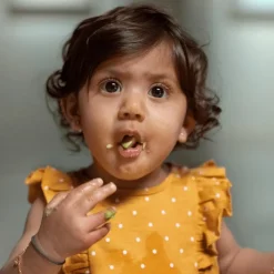 Sale Ella's Kitchen Mango's Peren Papaya's Bio Knijpfruit 4+ Maanden 120 GR