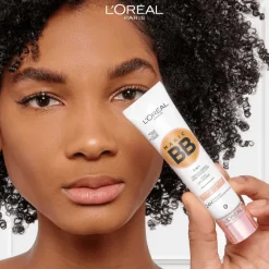 Best L'Oréal Paris BB C'est Magic BB Cream 05 Medium/Dark Gekleurde Dagcrème SPF 20 05 Medium Dark