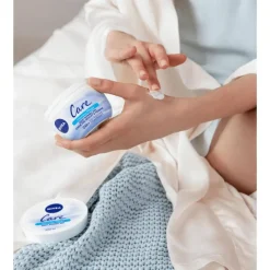 Discount NIVEA Care Voedende Crème 24u Hydratatie 200 ML