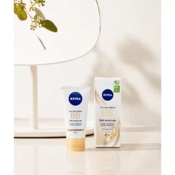 Online NIVEA Essentials BB Cream Dagcrème SPF15 50 ML