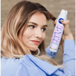 New NIVEA Fresh Revive 3-In-1 Droogshampoo Donkerblond Haar 200 ML